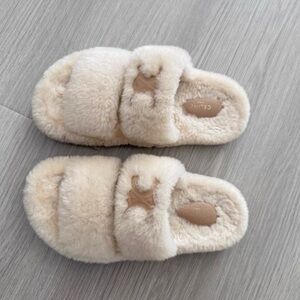 Celine Cream Fuzzy Slippers